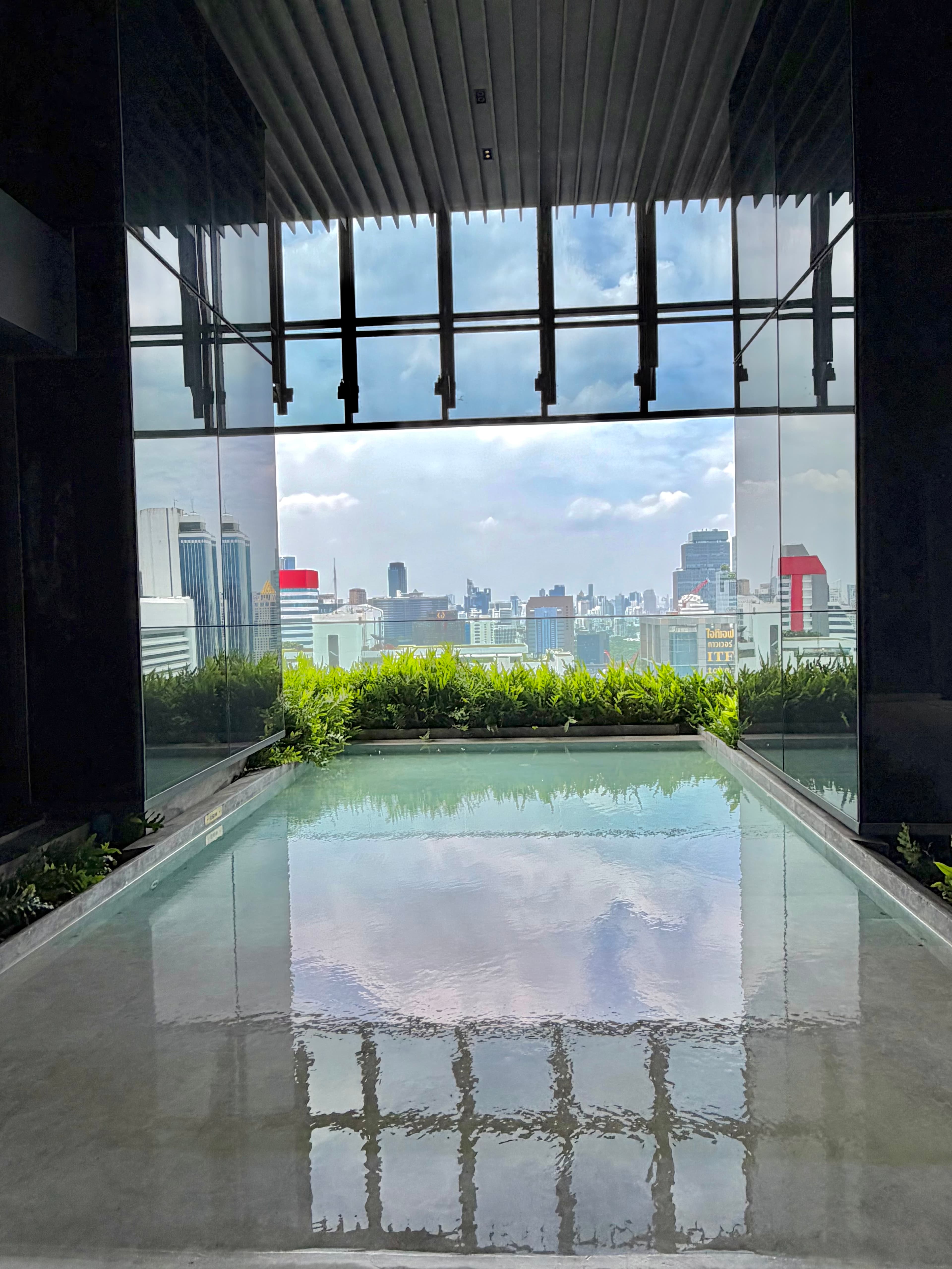 Ashton Silom