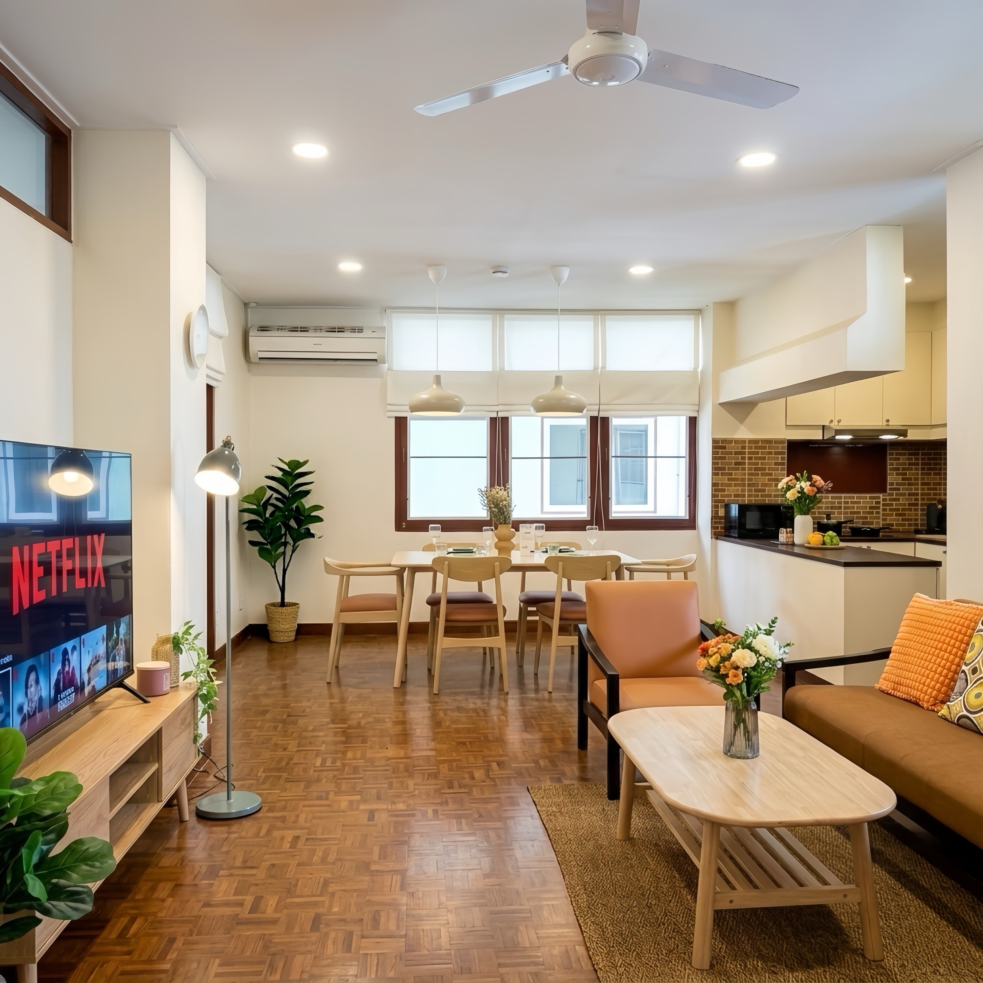 B8 Thonglor
