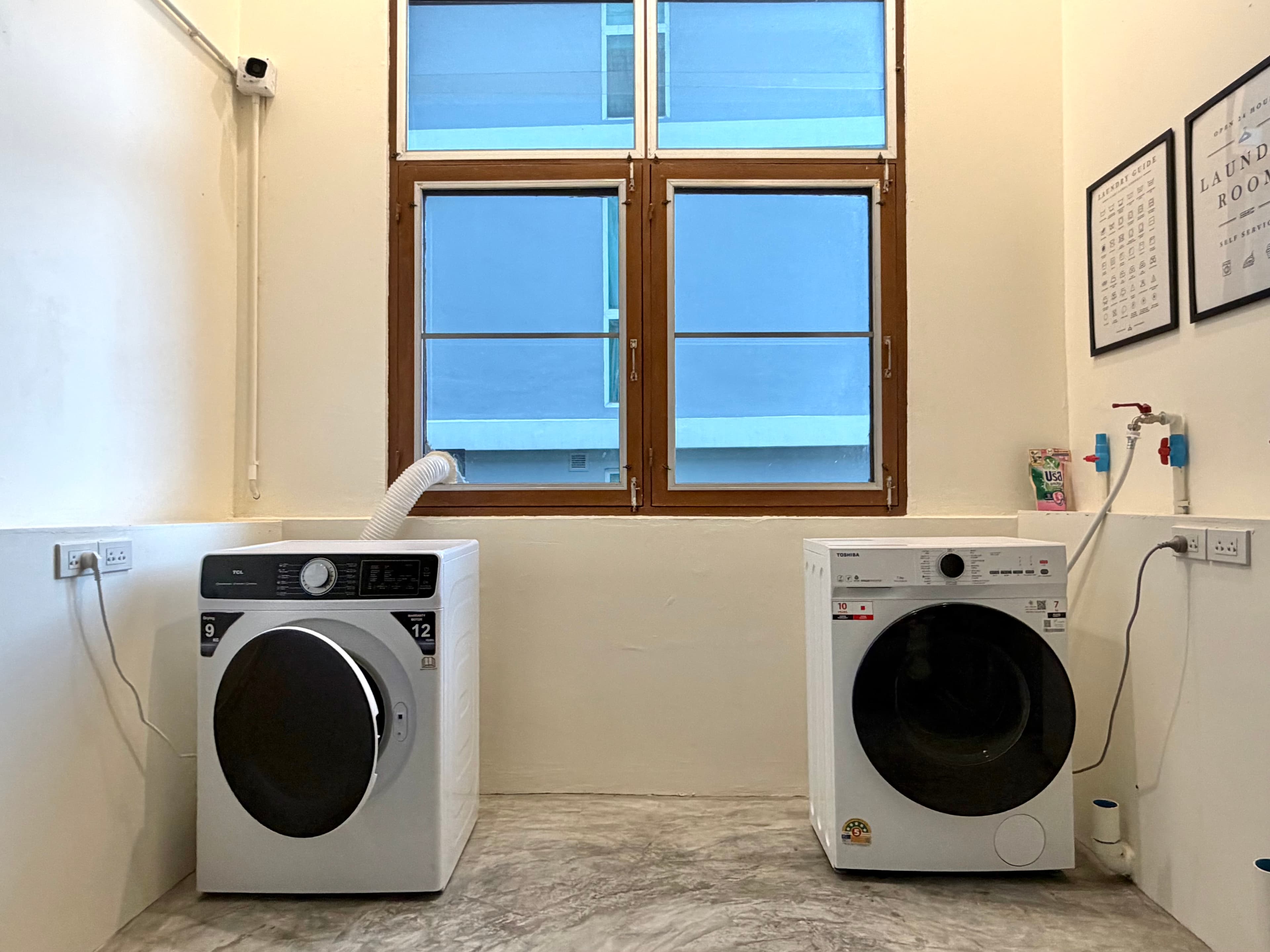 B8 Thonglor — photo 6