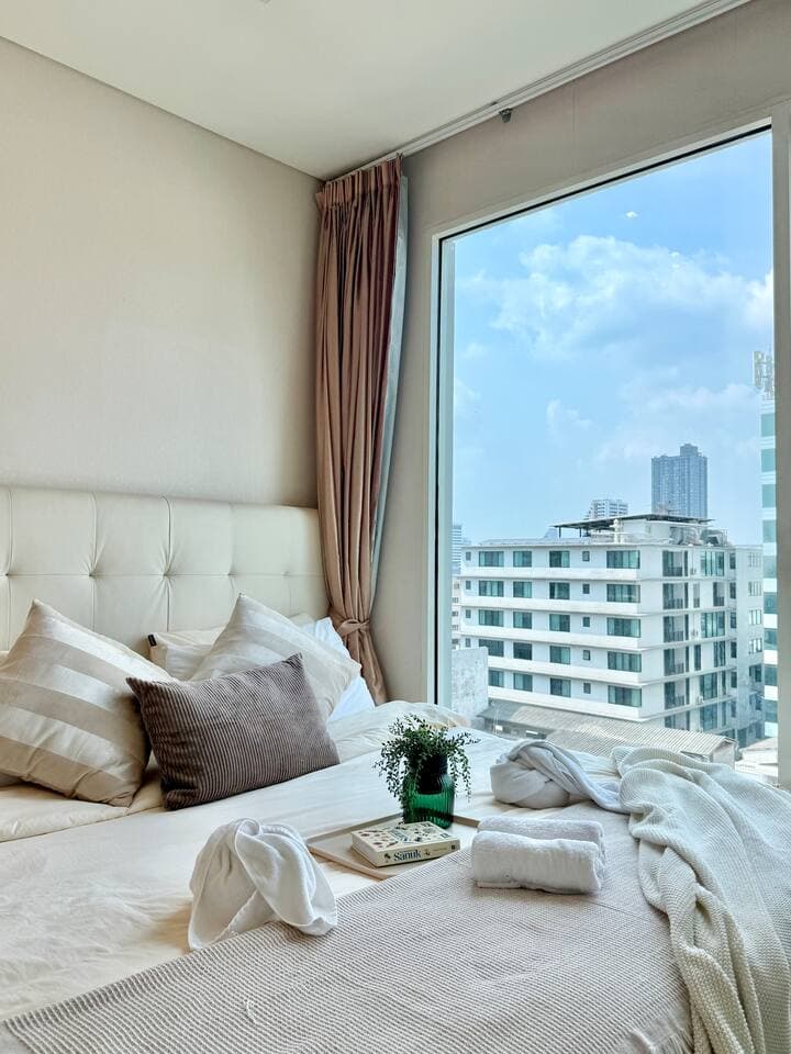 Ivy Thonglor Co-property F6