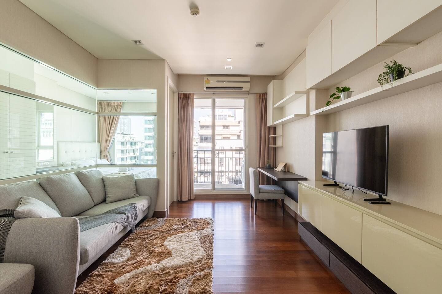 Ivy Thonglor Co-property F6 — photo 14