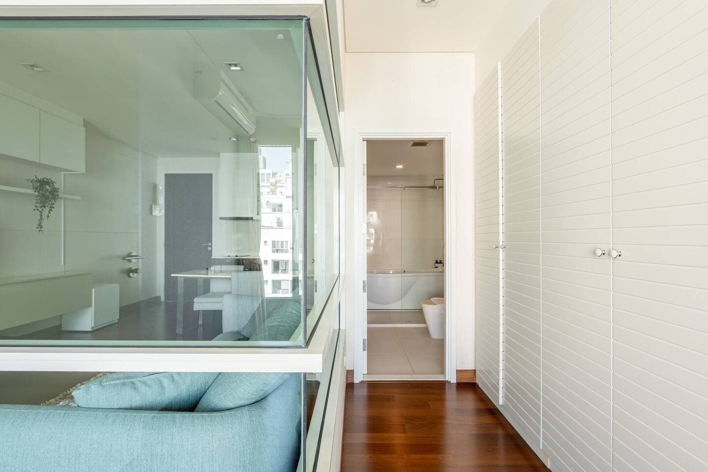 Ivy Thonglor Co-property F6 — photo 28