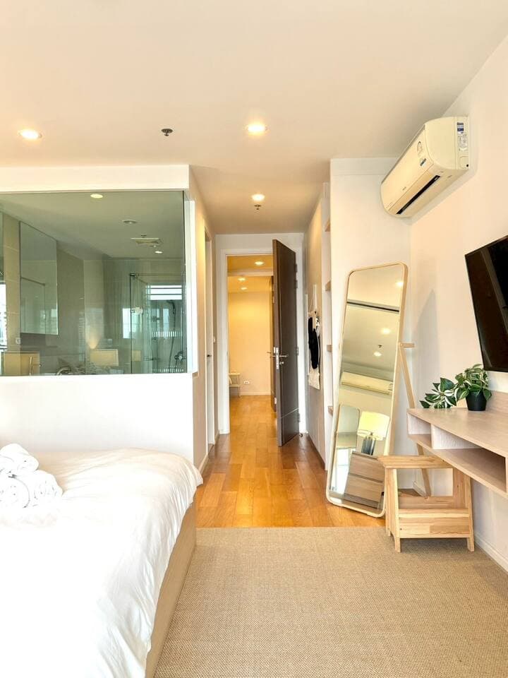 15 Sukhumvit Residence — photo 22