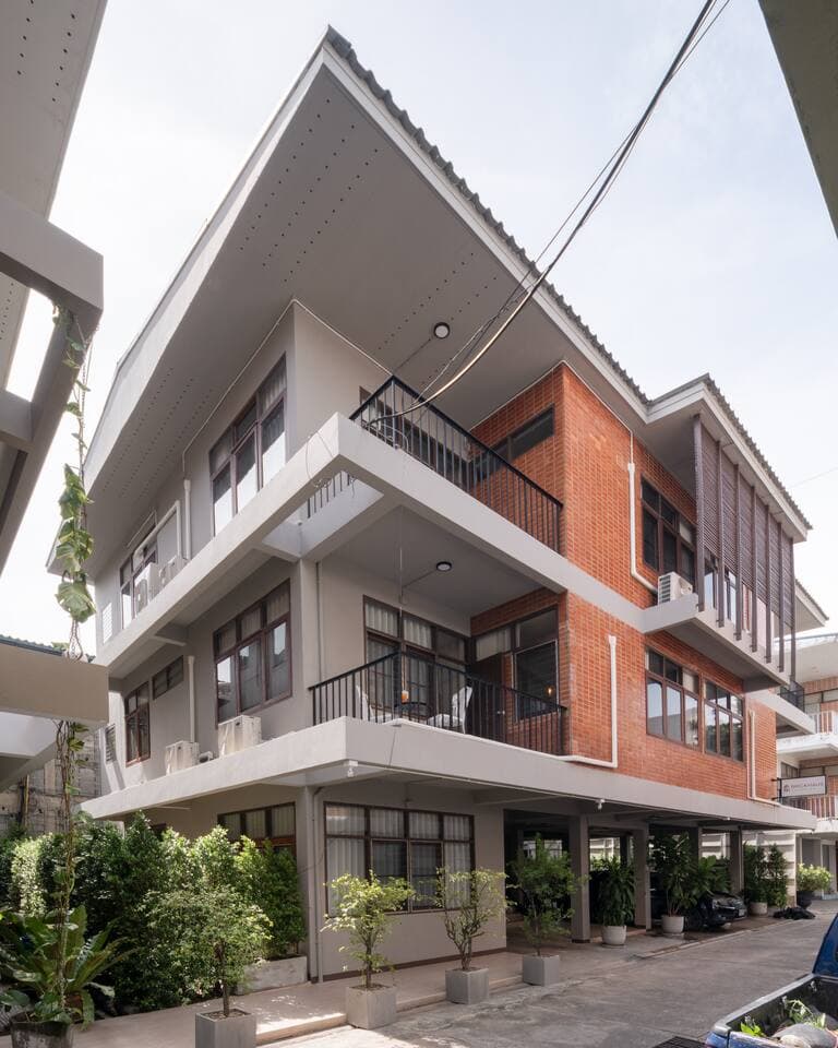 Brickhaus 2BD 2BH B1