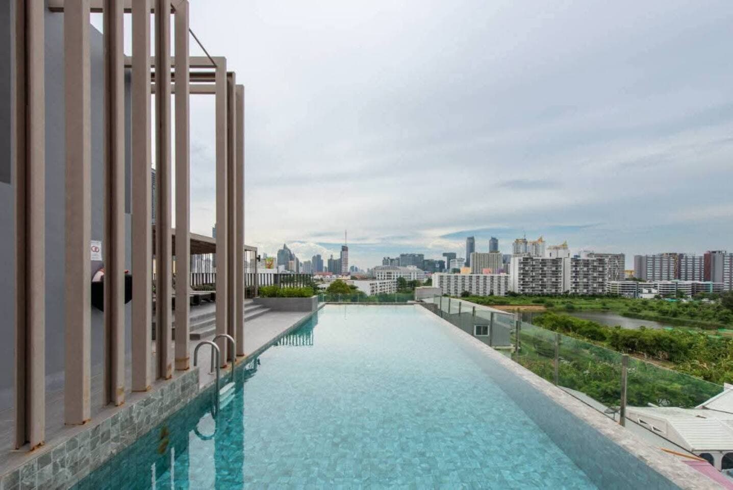 Lloyd Soonvijai Thonglor — photo 32