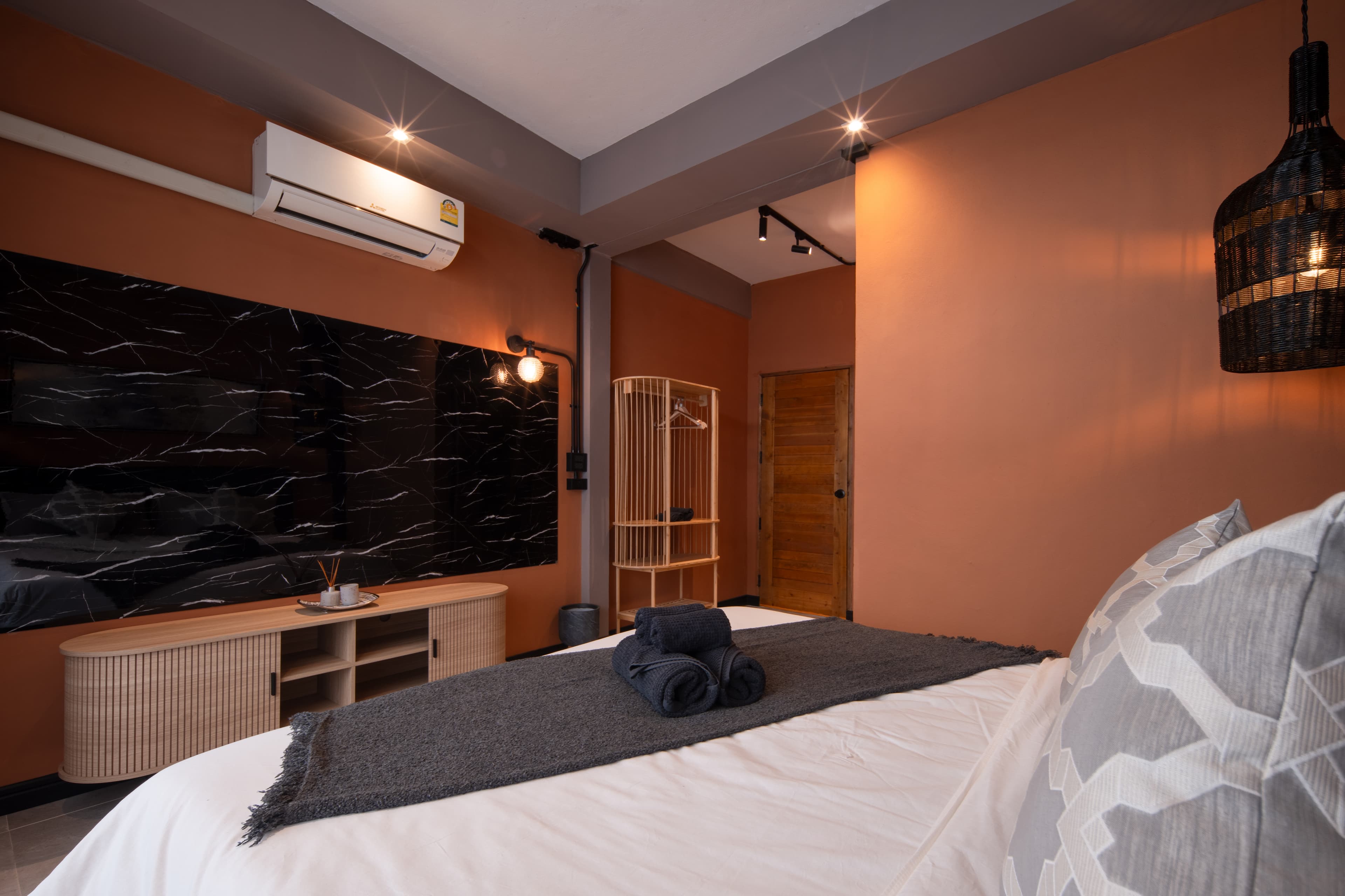 Saen Sabai Building — photo 11