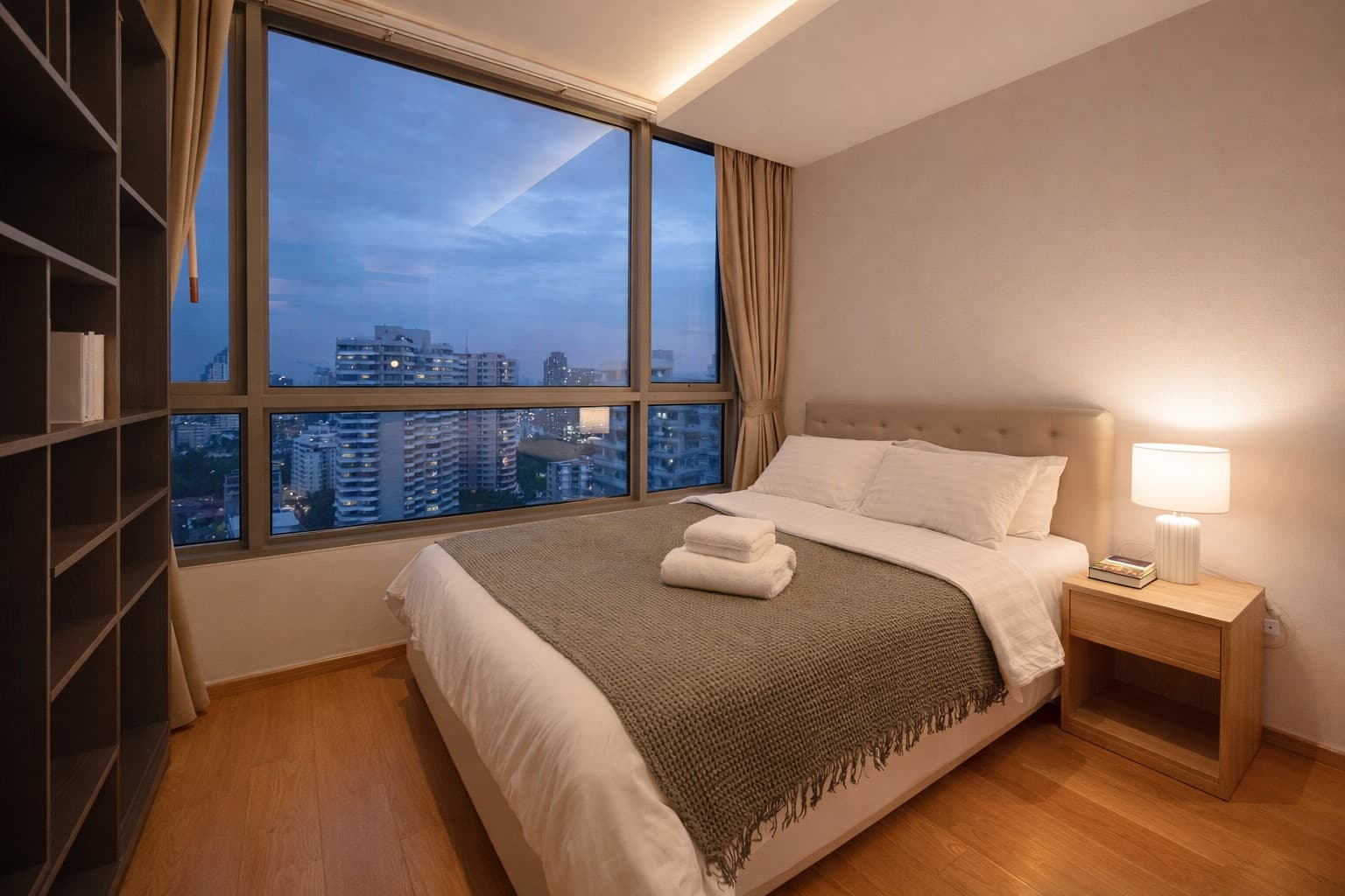 Soi Sukhumvit H — photo 31